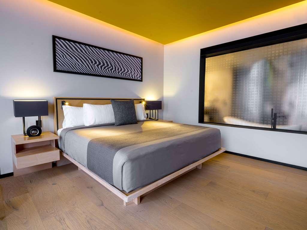 Galeria Plaza San Jeronimo Hotel Mexico By Værelse billede A room at the hotel
